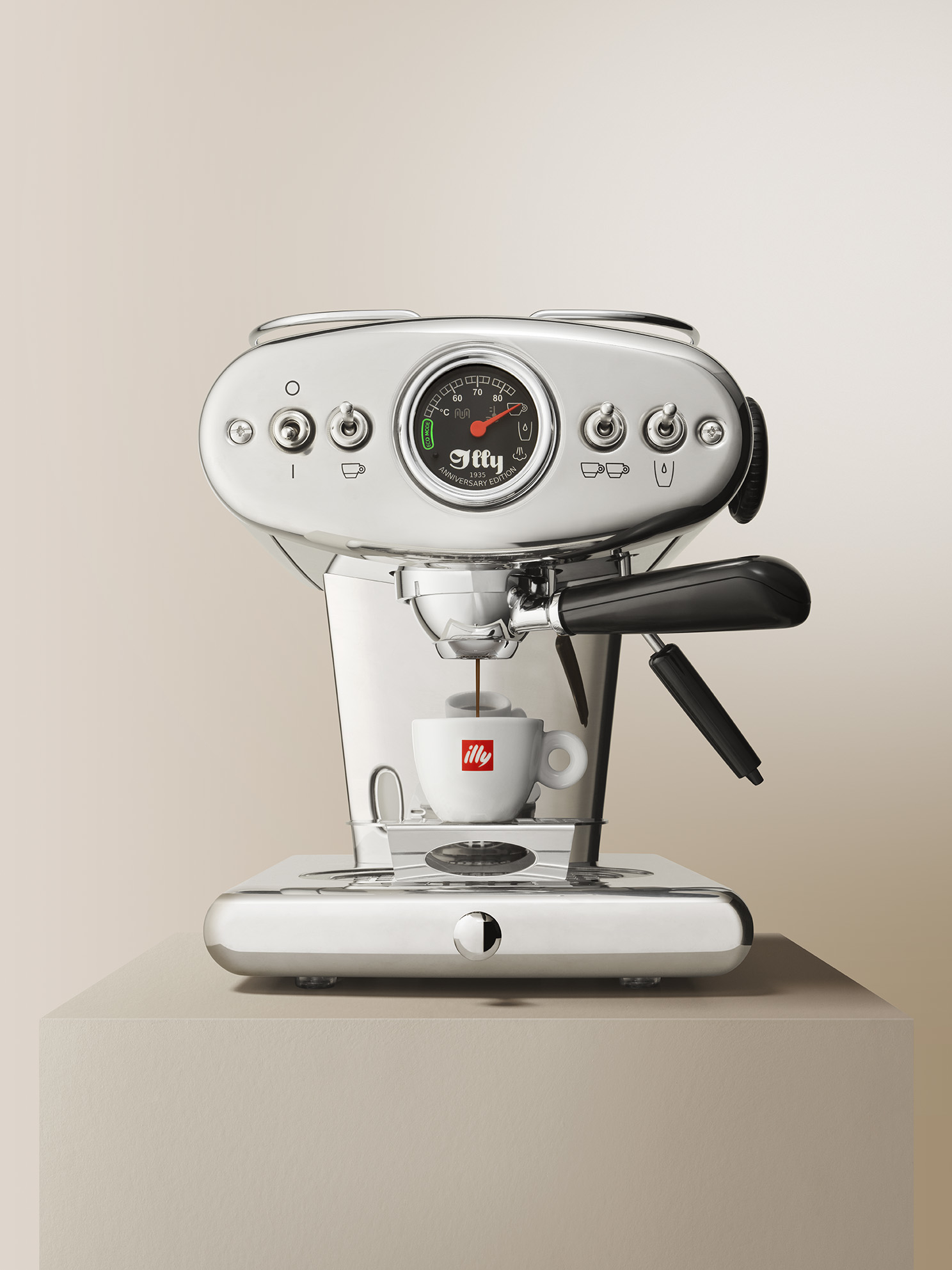 Machine à espresso pour café moulu - X1 Rouge - illy Shop